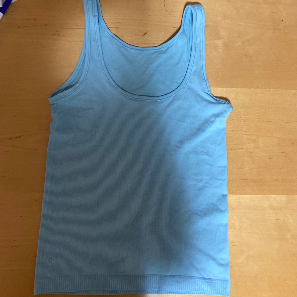 LULULEMON TANK
